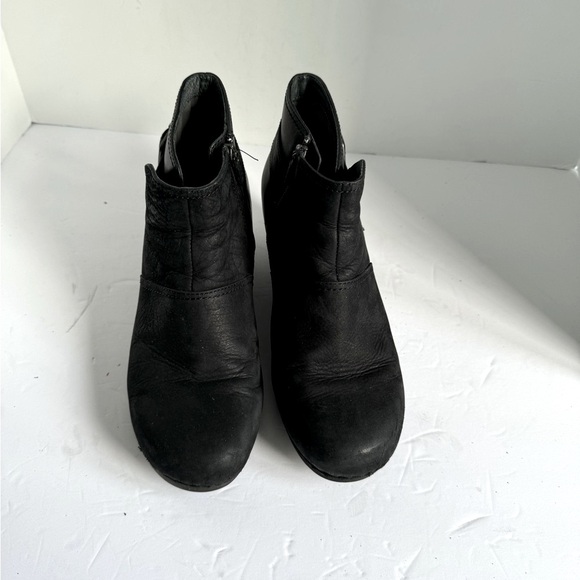Dansko Shirley Black Wedge Bootie N5881 Size EU 40 - Picture 2 of 10
